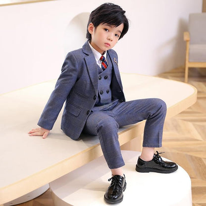 Adorable Kids suit